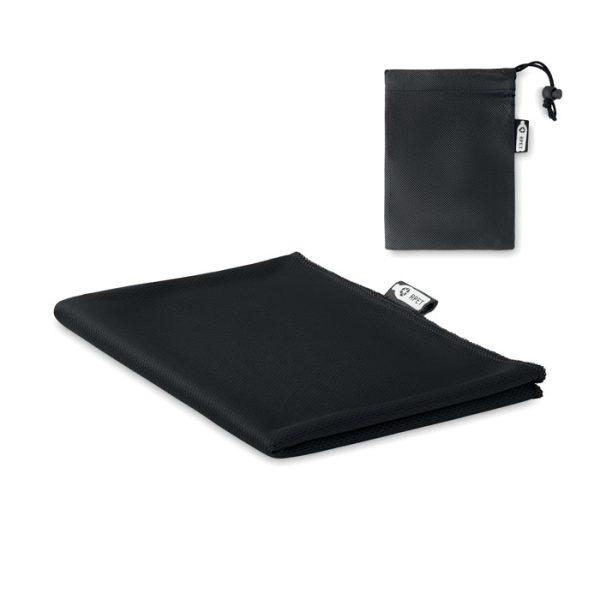 Toalla y Bolsa Deportiva Rpet en color Negro